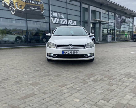 Белый Фольксваген Пассат, объемом двигателя 1.6 л и пробегом 312 тыс. км за 7900 $, фото 1 на Automoto.ua