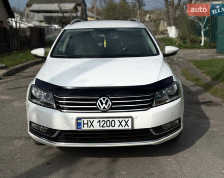 Белый Фольксваген Пассат, объемом двигателя 1.8 л и пробегом 250 тыс. км за 10300 $, фото 1 на Automoto.ua