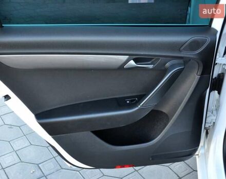 Білий Фольксваген Пассат, об'ємом двигуна 2 л та пробігом 220 тис. км за 7600 $, фото 17 на Automoto.ua