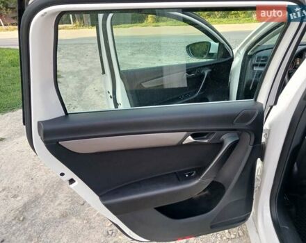 Белый Фольксваген Пассат, объемом двигателя 1.97 л и пробегом 202 тыс. км за 9700 $, фото 13 на Automoto.ua