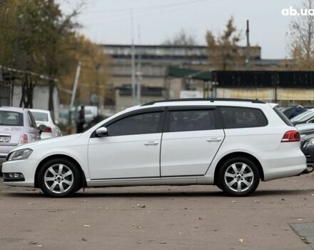 Білий Фольксваген Пассат, об'ємом двигуна 1.6 л та пробігом 301 тис. км за 9400 $, фото 5 на Automoto.ua
