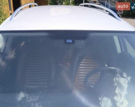 Білий Фольксваген Пассат, об'ємом двигуна 2 л та пробігом 275 тис. км за 11000 $, фото 5 на Automoto.ua