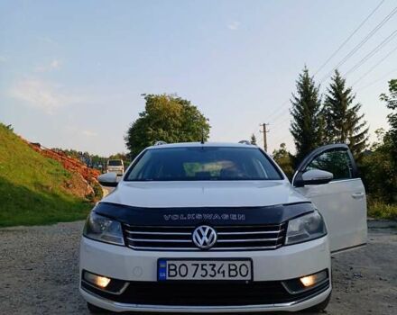 Белый Фольксваген Пассат, объемом двигателя 1.97 л и пробегом 202 тыс. км за 9700 $, фото 2 на Automoto.ua