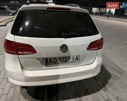 Белый Фольксваген Пассат, объемом двигателя 1.6 л и пробегом 260 тыс. км за 9200 $, фото 6 на Automoto.ua