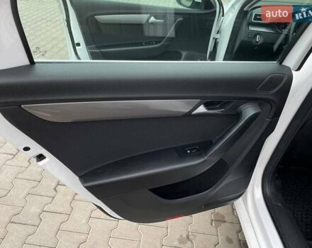 Белый Фольксваген Пассат, объемом двигателя 1.4 л и пробегом 269 тыс. км за 7600 $, фото 36 на Automoto.ua