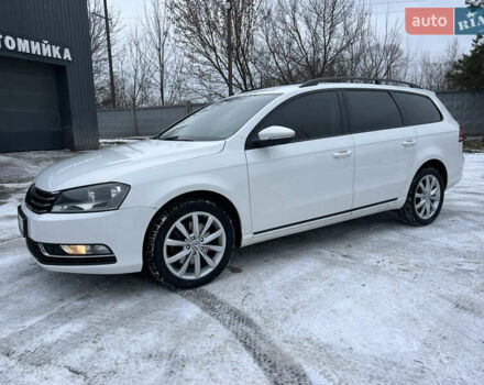 Белый Фольксваген Пассат, объемом двигателя 1.97 л и пробегом 317 тыс. км за 9600 $, фото 1 на Automoto.ua