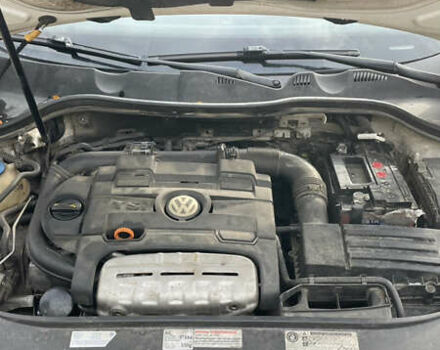 Білий Фольксваген Пассат, об'ємом двигуна 1.4 л та пробігом 296 тис. км за 7200 $, фото 11 на Automoto.ua