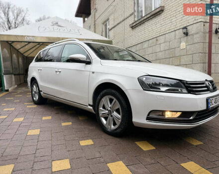 Белый Фольксваген Пассат, объемом двигателя 1.4 л и пробегом 260 тыс. км за 7800 $, фото 2 на Automoto.ua