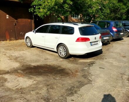 Белый Фольксваген Пассат, объемом двигателя 1.6 л и пробегом 300 тыс. км за 9300 $, фото 2 на Automoto.ua