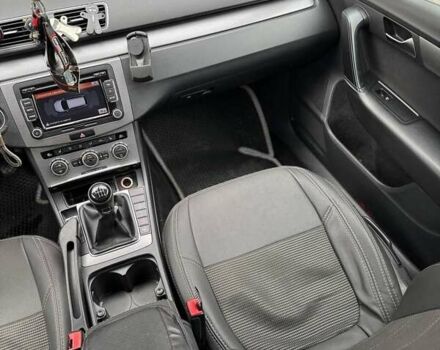 Белый Фольксваген Пассат, объемом двигателя 1.97 л и пробегом 315 тыс. км за 10500 $, фото 22 на Automoto.ua