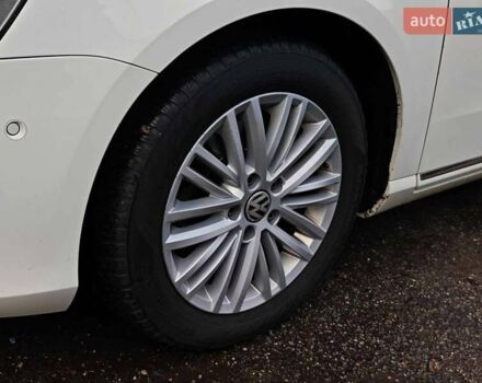 Білий Фольксваген Пассат, об'ємом двигуна 1.8 л та пробігом 259 тис. км за 10690 $, фото 1 на Automoto.ua