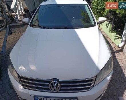 Белый Фольксваген Пассат, объемом двигателя 1.97 л и пробегом 240 тыс. км за 9800 $, фото 1 на Automoto.ua
