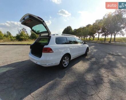 Белый Фольксваген Пассат, объемом двигателя 1.97 л и пробегом 229 тыс. км за 10800 $, фото 3 на Automoto.ua