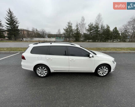 Білий Фольксваген Пассат, об'ємом двигуна 1.6 л та пробігом 321 тис. км за 10000 $, фото 4 на Automoto.ua