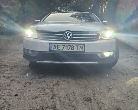 Белый Фольксваген Пассат, объемом двигателя 1.97 л и пробегом 305 тыс. км за 13800 $, фото 8 на Automoto.ua