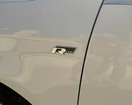 Белый Фольксваген Пассат, объемом двигателя 2 л и пробегом 192 тыс. км за 12100 $, фото 18 на Automoto.ua