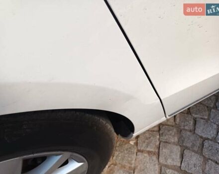 Белый Фольксваген Пассат, объемом двигателя 1.97 л и пробегом 240 тыс. км за 9800 $, фото 2 на Automoto.ua