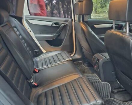 Белый Фольксваген Пассат, объемом двигателя 1.97 л и пробегом 305 тыс. км за 13800 $, фото 10 на Automoto.ua