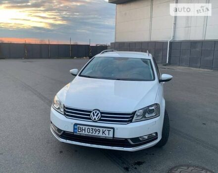 Белый Фольксваген Пассат, объемом двигателя 1.4 л и пробегом 141 тыс. км за 12000 $, фото 2 на Automoto.ua