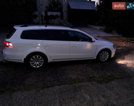 Білий Фольксваген Пассат, об'ємом двигуна 1.6 л та пробігом 268 тис. км за 12000 $, фото 10 на Automoto.ua