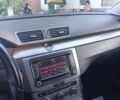 Белый Фольксваген Пассат, объемом двигателя 1.97 л и пробегом 240 тыс. км за 9800 $, фото 6 на Automoto.ua