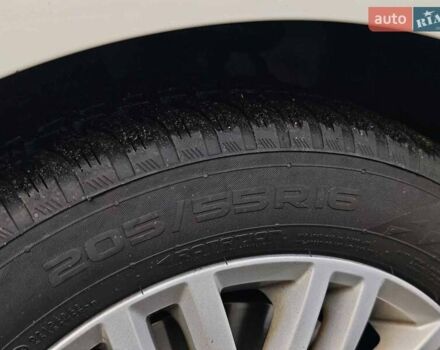 Білий Фольксваген Пассат, об'ємом двигуна 1.8 л та пробігом 259 тис. км за 10690 $, фото 4 на Automoto.ua