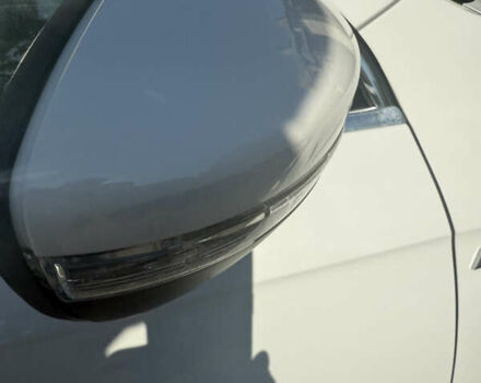 Белый Фольксваген Пассат, объемом двигателя 2 л и пробегом 192 тыс. км за 12100 $, фото 22 на Automoto.ua