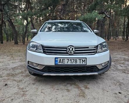 Белый Фольксваген Пассат, объемом двигателя 1.97 л и пробегом 305 тыс. км за 13800 $, фото 1 на Automoto.ua