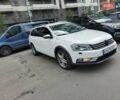 Білий Фольксваген Пассат, об'ємом двигуна 2 л та пробігом 274 тис. км за 10000 $, фото 6 на Automoto.ua