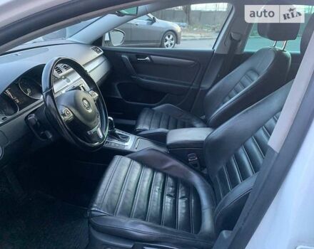 Белый Фольксваген Пассат, объемом двигателя 1.4 л и пробегом 141 тыс. км за 12000 $, фото 13 на Automoto.ua