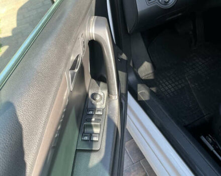 Белый Фольксваген Пассат, объемом двигателя 2 л и пробегом 192 тыс. км за 12100 $, фото 24 на Automoto.ua