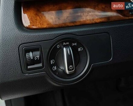 Білий Фольксваген Пассат, об'ємом двигуна 1.8 л та пробігом 259 тис. км за 10690 $, фото 24 на Automoto.ua