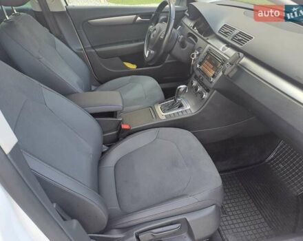 Білий Фольксваген Пассат, об'ємом двигуна 1.97 л та пробігом 295 тис. км за 10500 $, фото 10 на Automoto.ua