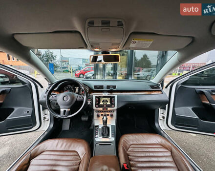 Білий Фольксваген Пассат, об'ємом двигуна 1.8 л та пробігом 259 тис. км за 8900 $, фото 24 на Automoto.ua