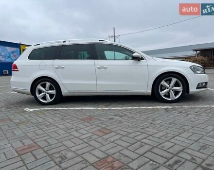 Белый Фольксваген Пассат, объемом двигателя 1.6 л и пробегом 302 тыс. км за 11500 $, фото 3 на Automoto.ua
