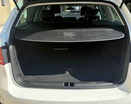 Белый Фольксваген Пассат, объемом двигателя 2 л и пробегом 192 тыс. км за 12100 $, фото 16 на Automoto.ua