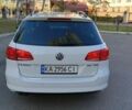 Білий Фольксваген Пассат, об'ємом двигуна 2 л та пробігом 242 тис. км за 11000 $, фото 5 на Automoto.ua