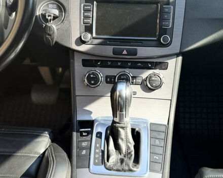 Белый Фольксваген Пассат, объемом двигателя 2 л и пробегом 192 тыс. км за 12100 $, фото 8 на Automoto.ua