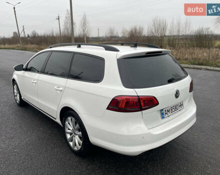 Білий Фольксваген Пассат, об'ємом двигуна 1.6 л та пробігом 321 тис. км за 10000 $, фото 7 на Automoto.ua