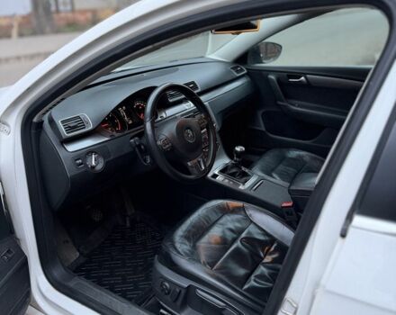 Белый Фольксваген Пассат, объемом двигателя 2 л и пробегом 40 тыс. км за 5300 $, фото 6 на Automoto.ua