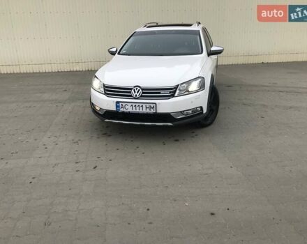 Белый Фольксваген Пассат, объемом двигателя 0 л и пробегом 280 тыс. км за 13100 $, фото 15 на Automoto.ua