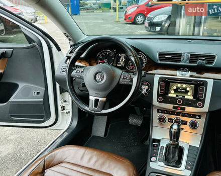 Білий Фольксваген Пассат, об'ємом двигуна 1.8 л та пробігом 259 тис. км за 8900 $, фото 22 на Automoto.ua