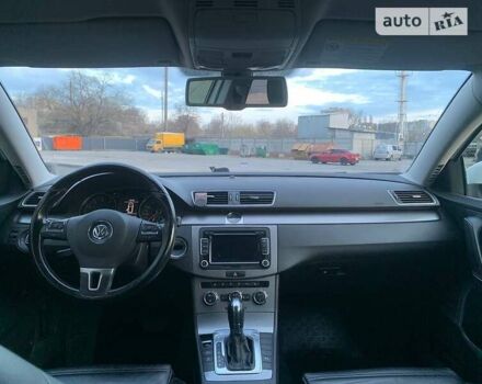 Белый Фольксваген Пассат, объемом двигателя 1.4 л и пробегом 141 тыс. км за 12000 $, фото 11 на Automoto.ua