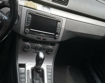 Белый Фольксваген Пассат, объемом двигателя 2 л и пробегом 222 тыс. км за 10500 $, фото 9 на Automoto.ua