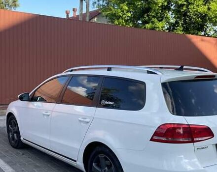 Белый Фольксваген Пассат, объемом двигателя 1.6 л и пробегом 215 тыс. км за 10000 $, фото 9 на Automoto.ua