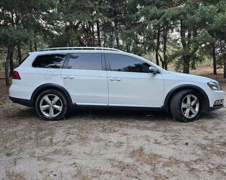 Белый Фольксваген Пассат, объемом двигателя 1.97 л и пробегом 305 тыс. км за 13800 $, фото 4 на Automoto.ua