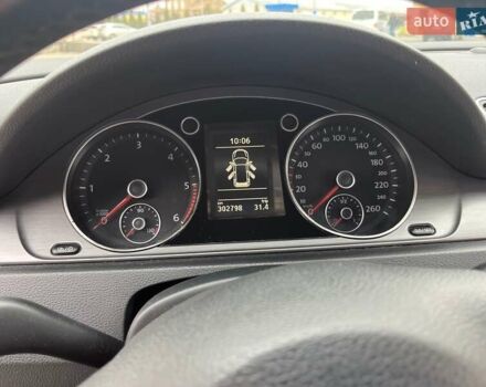 Белый Фольксваген Пассат, объемом двигателя 1.6 л и пробегом 302 тыс. км за 11500 $, фото 13 на Automoto.ua