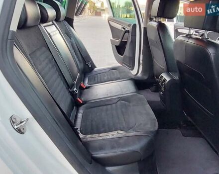 Белый Фольксваген Пассат, объемом двигателя 1.97 л и пробегом 219 тыс. км за 12555 $, фото 44 на Automoto.ua