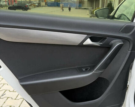 Белый Фольксваген Пассат, объемом двигателя 1.97 л и пробегом 273 тыс. км за 10250 $, фото 20 на Automoto.ua