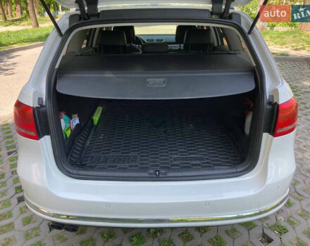 Белый Фольксваген Пассат, объемом двигателя 1.97 л и пробегом 275 тыс. км за 12300 $, фото 15 на Automoto.ua